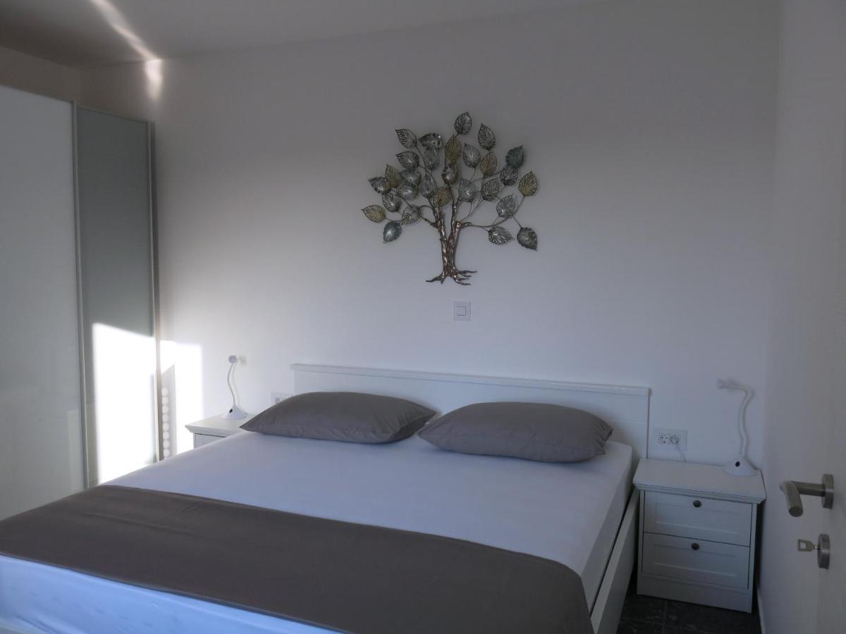 קרס Apartments Rea מראה חיצוני תמונה