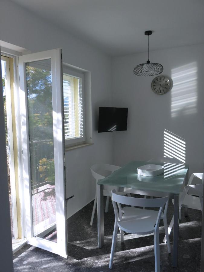 קרס Apartments Rea מראה חיצוני תמונה