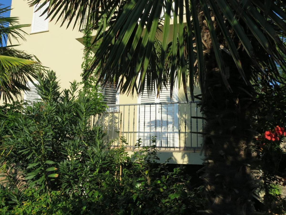 קרס Apartments Rea מראה חיצוני תמונה
