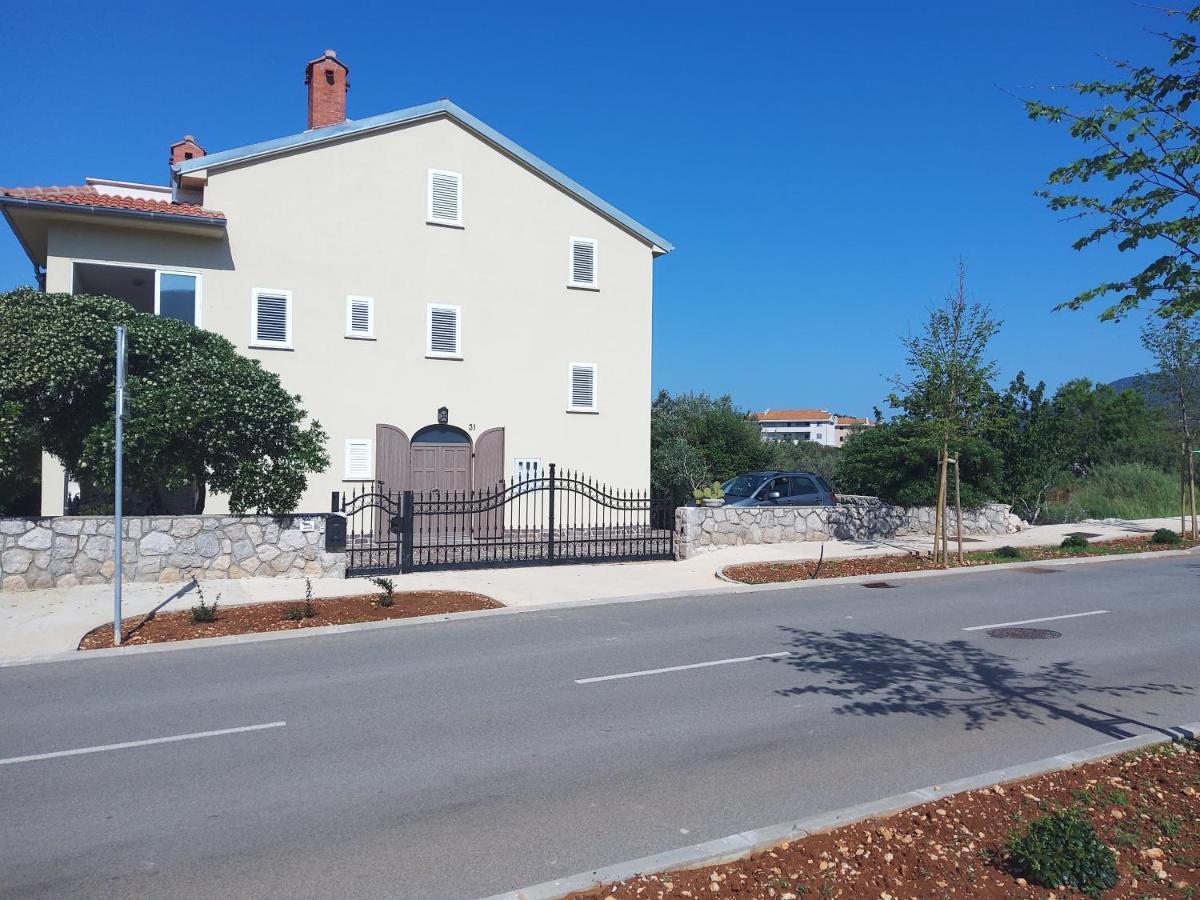 קרס Apartments Rea מראה חיצוני תמונה