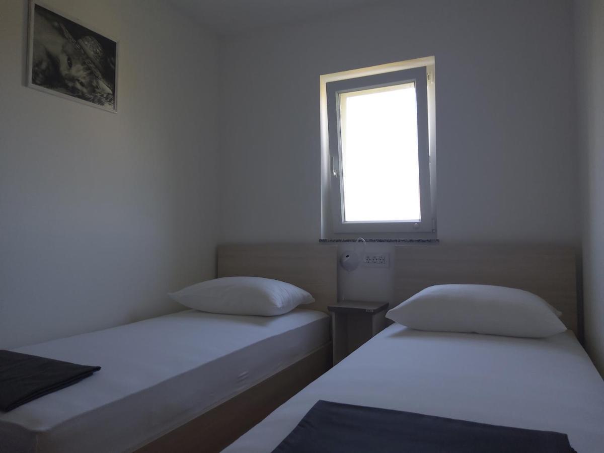 קרס Apartments Rea מראה חיצוני תמונה