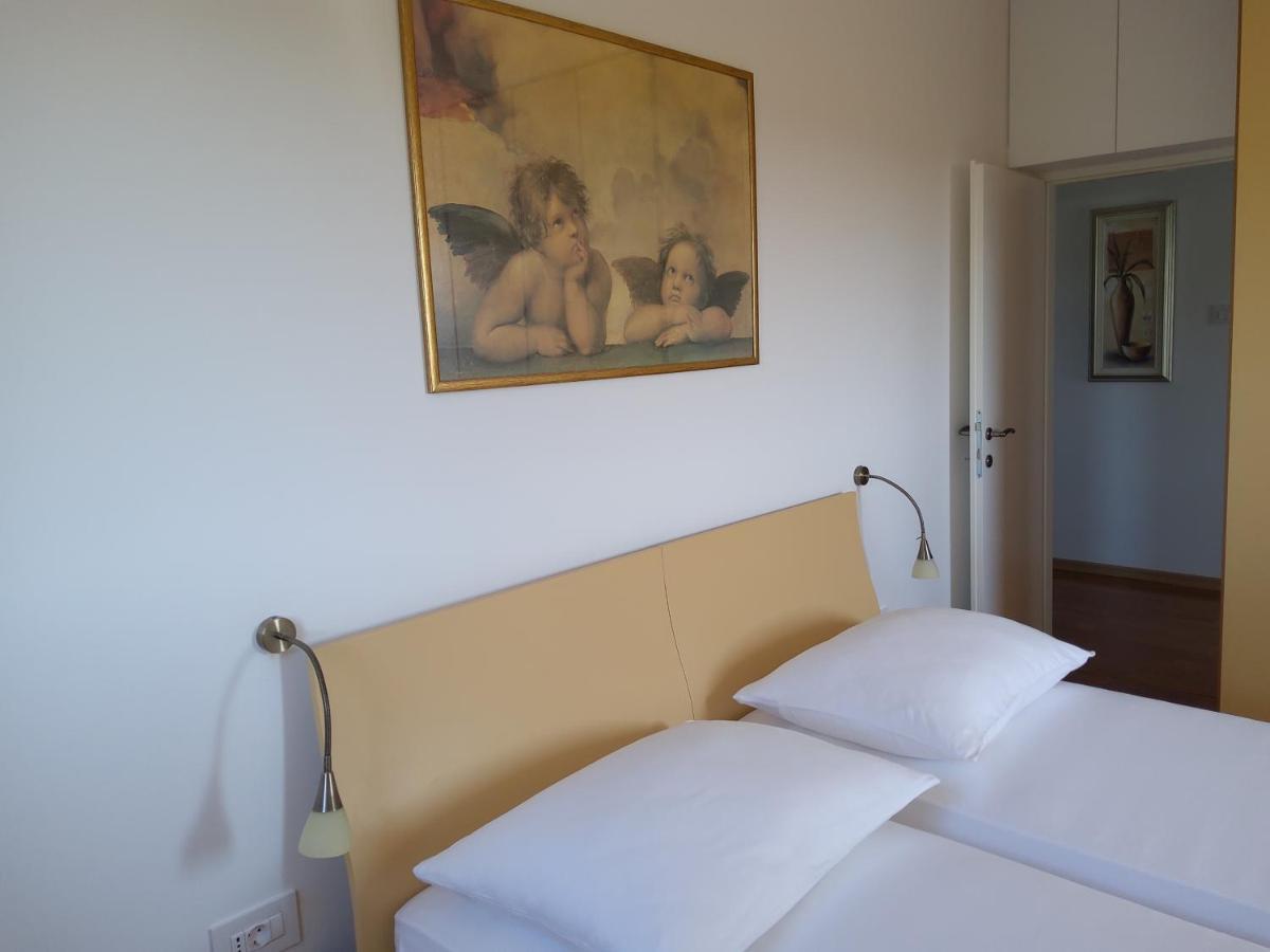 קרס Apartments Rea מראה חיצוני תמונה